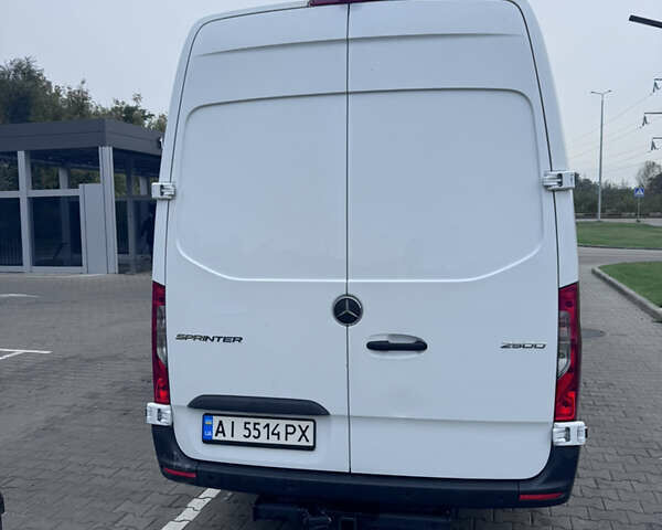 Білий Мерседес Sprinter, об'ємом двигуна 2.99 л та пробігом 260 тис. км за 60000 $, фото 3 на Automoto.ua