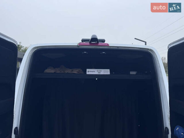Білий Мерседес Sprinter, об'ємом двигуна 2.99 л та пробігом 260 тис. км за 60000 $, фото 30 на Automoto.ua