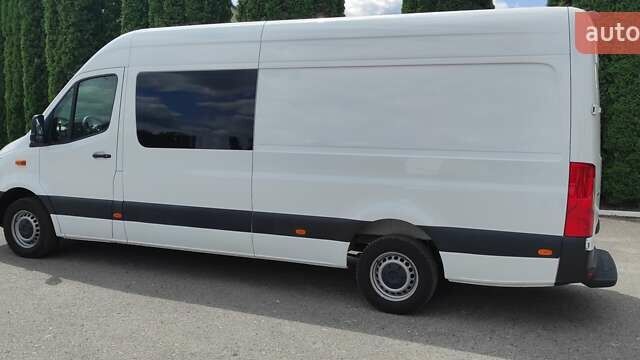 Белый Мерседес Sprinter, объемом двигателя 2 л и пробегом 163 тыс. км за 39300 $, фото 2 на Automoto.ua