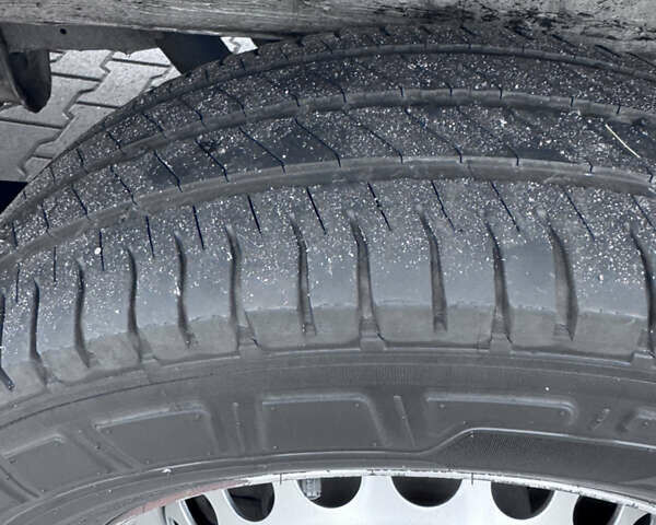 Білий Мерседес Sprinter, об'ємом двигуна 2.99 л та пробігом 260 тис. км за 60000 $, фото 10 на Automoto.ua