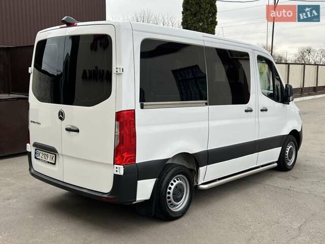 Белый Мерседес Sprinter, объемом двигателя 1.95 л и пробегом 33 тыс. км за 29900 $, фото 4 на Automoto.ua