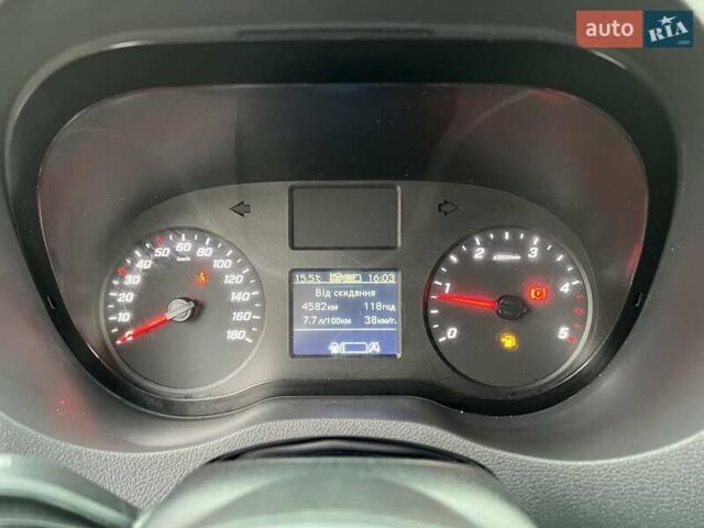 Белый Мерседес Sprinter, объемом двигателя 1.95 л и пробегом 33 тыс. км за 29900 $, фото 17 на Automoto.ua