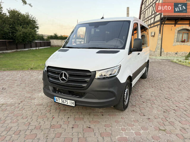 Белый Мерседес Sprinter, объемом двигателя 2 л и пробегом 170 тыс. км за 26400 $, фото 2 на Automoto.ua