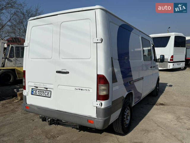 Белый Мерседес Sprinter, объемом двигателя 0 л и пробегом 333 тыс. км за 7950 $, фото 1 на Automoto.ua