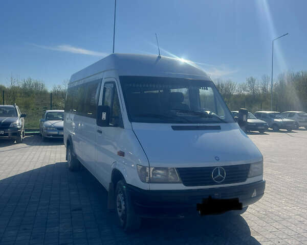 Білий Мерседес Sprinter, об'ємом двигуна 2.3 л та пробігом 400 тис. км за 6500 $, фото 11 на Automoto.ua