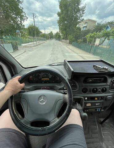 Білий Мерседес Sprinter, об'ємом двигуна 2.3 л та пробігом 400 тис. км за 6500 $, фото 17 на Automoto.ua