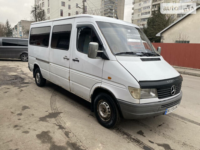 Белый Мерседес Sprinter, объемом двигателя 2.9 л и пробегом 486 тыс. км за 4500 $, фото 9 на Automoto.ua