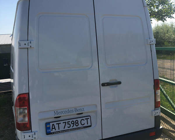 Білий Мерседес Sprinter, об'ємом двигуна 0 л та пробігом 350 тис. км за 9800 $, фото 6 на Automoto.ua