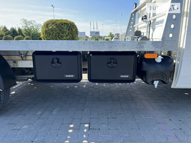 Білий Мерседес Sprinter, об'ємом двигуна 2.69 л та пробігом 36 тис. км за 20555 $, фото 10 на Automoto.ua