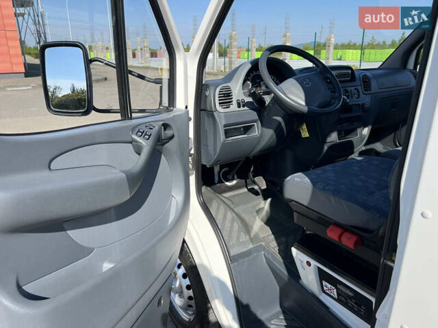 Білий Мерседес Sprinter, об'ємом двигуна 2.69 л та пробігом 36 тис. км за 20555 $, фото 15 на Automoto.ua