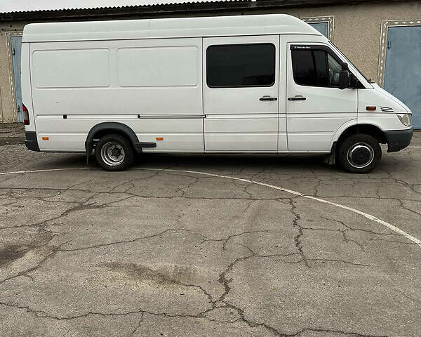 Белый Мерседес Sprinter, объемом двигателя 0 л и пробегом 440 тыс. км за 12500 $, фото 6 на Automoto.ua