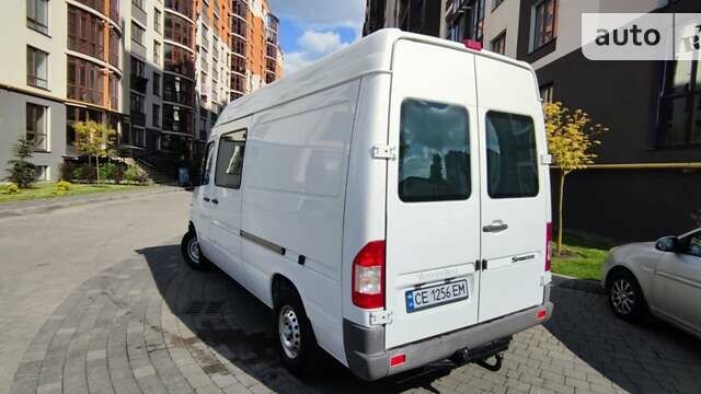 Белый Мерседес Sprinter, объемом двигателя 2.2 л и пробегом 122 тыс. км за 16000 $, фото 1 на Automoto.ua