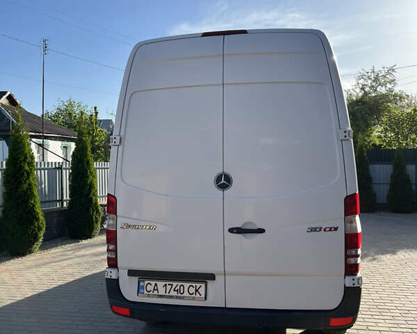 Білий Мерседес Sprinter, об'ємом двигуна 2.14 л та пробігом 311 тис. км за 11000 $, фото 4 на Automoto.ua