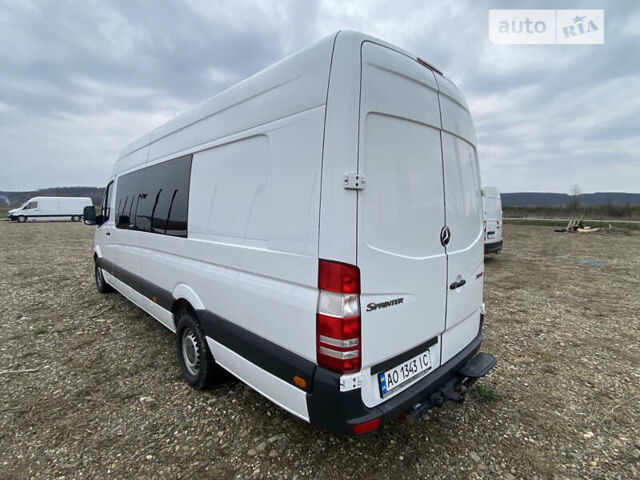 Білий Мерседес Sprinter, об'ємом двигуна 2.99 л та пробігом 343 тис. км за 26400 $, фото 5 на Automoto.ua