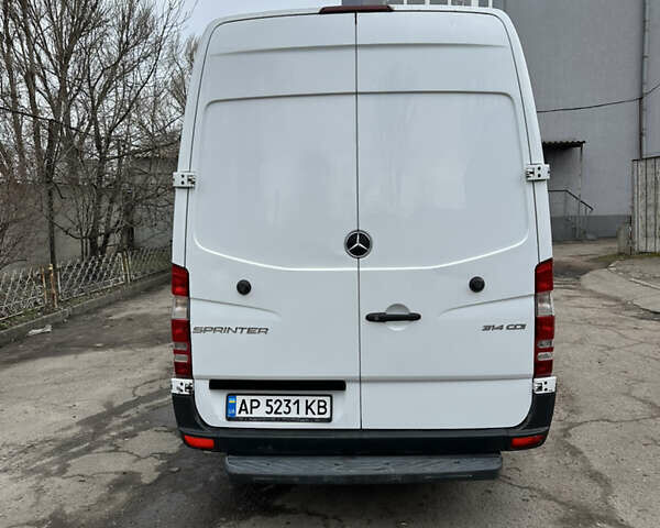 Белый Мерседес Sprinter, объемом двигателя 2.14 л и пробегом 399 тыс. км за 15900 $, фото 4 на Automoto.ua