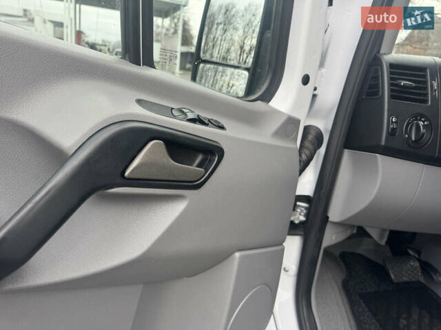 Бежевый Мерседес Sprinter, объемом двигателя 2.2 л и пробегом 193 тыс. км за 20500 $, фото 15 на Automoto.ua