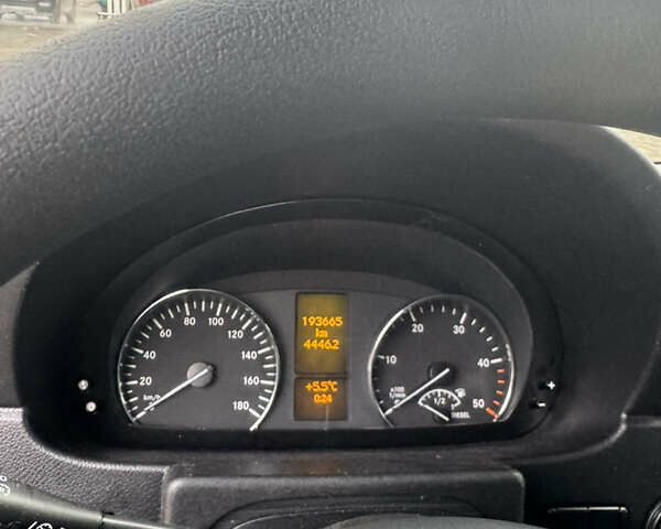 Бежевый Мерседес Sprinter, объемом двигателя 2.2 л и пробегом 193 тыс. км за 20500 $, фото 13 на Automoto.ua