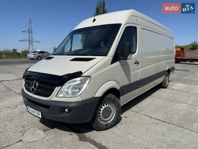 Бежевий Мерседес Sprinter, об'ємом двигуна 2.14 л та пробігом 321 тис. км за 14999 $, фото 1 на Automoto.ua