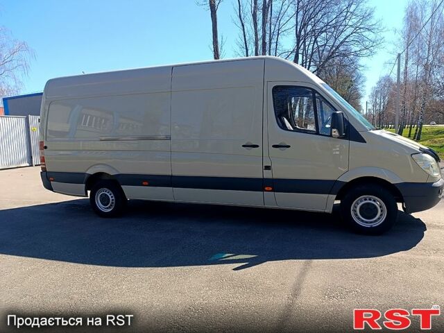 Бежевий Мерседес Sprinter, об'ємом двигуна 2.1 л та пробігом 312 тис. км за 17500 $, фото 3 на Automoto.ua