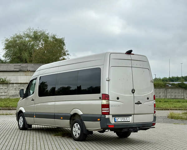 Бежевый Мерседес Sprinter, объемом двигателя 2.14 л и пробегом 700 тыс. км за 25500 $, фото 28 на Automoto.ua
