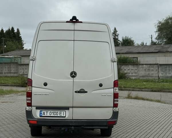 Бежевый Мерседес Sprinter, объемом двигателя 2.14 л и пробегом 700 тыс. км за 25500 $, фото 30 на Automoto.ua
