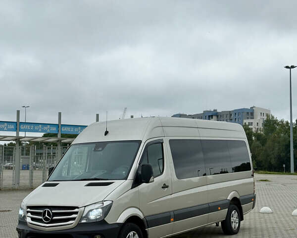 Бежевый Мерседес Sprinter, объемом двигателя 2.14 л и пробегом 700 тыс. км за 25500 $, фото 27 на Automoto.ua