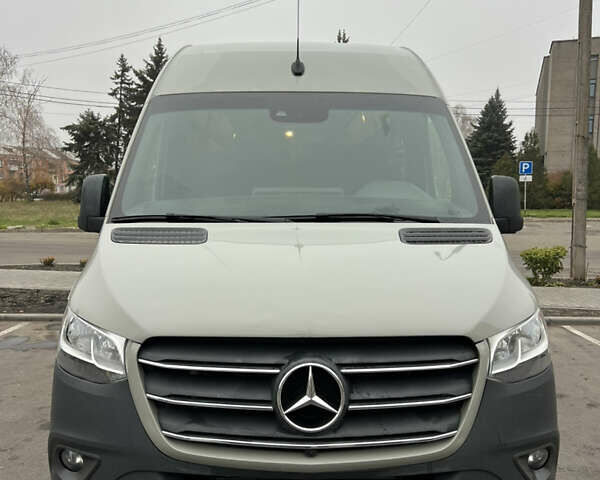 Бежевый Мерседес Sprinter, объемом двигателя 3 л и пробегом 320 тыс. км за 43000 $, фото 14 на Automoto.ua