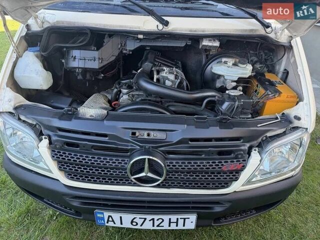 Бежевий Мерседес Sprinter, об'ємом двигуна 2.15 л та пробігом 450 тис. км за 8800 $, фото 12 на Automoto.ua