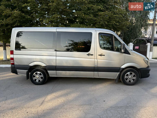 Бежевий Мерседес Sprinter, об'ємом двигуна 3 л та пробігом 490 тис. км за 29900 $, фото 1 на Automoto.ua
