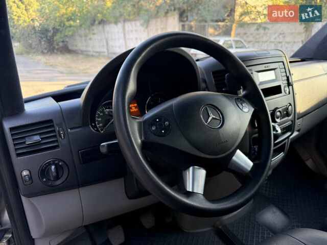Бежевий Мерседес Sprinter, об'ємом двигуна 3 л та пробігом 490 тис. км за 29900 $, фото 12 на Automoto.ua