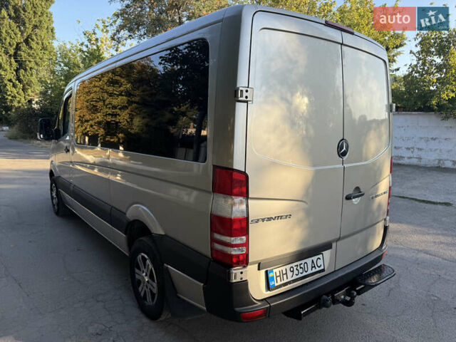Бежевий Мерседес Sprinter, об'ємом двигуна 3 л та пробігом 490 тис. км за 29900 $, фото 4 на Automoto.ua