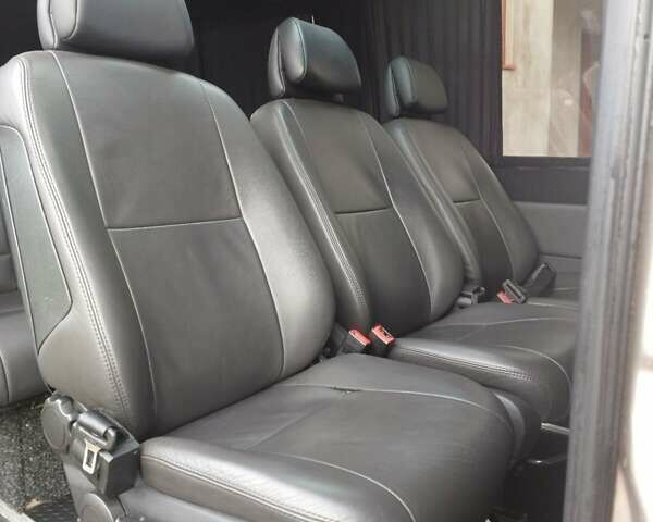 Бежевый Мерседес Sprinter, объемом двигателя 2.99 л и пробегом 390 тыс. км за 21000 $, фото 17 на Automoto.ua