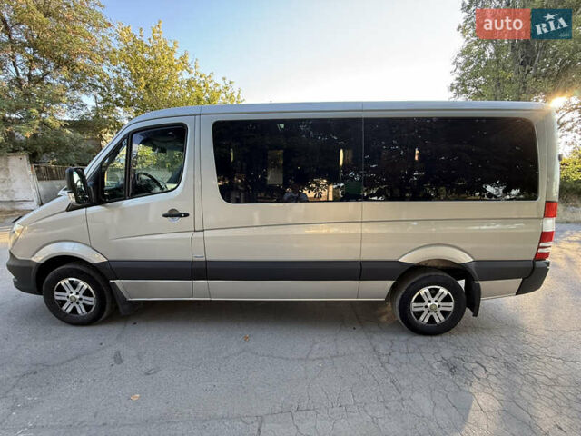 Бежевий Мерседес Sprinter, об'ємом двигуна 3 л та пробігом 490 тис. км за 29900 $, фото 5 на Automoto.ua