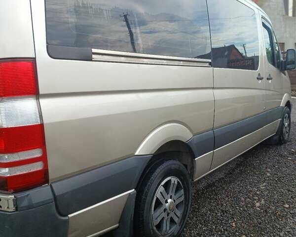 Бежевый Мерседес Sprinter, объемом двигателя 2.99 л и пробегом 390 тыс. км за 21000 $, фото 16 на Automoto.ua