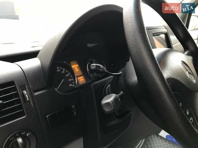 Бежевий Мерседес Sprinter, об'ємом двигуна 2.1 л та пробігом 287 тис. км за 21600 $, фото 2 на Automoto.ua