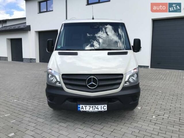 Бежевый Мерседес Sprinter, объемом двигателя 2.1 л и пробегом 287 тыс. км за 21600 $, фото 10 на Automoto.ua