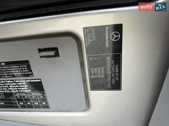 Бежевый Мерседес Sprinter, объемом двигателя 0 л и пробегом 700 тыс. км за 24999 $, фото 14 на Automoto.ua