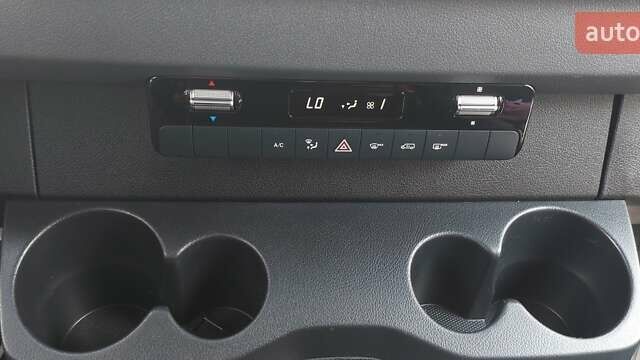 Бежевый Мерседес Sprinter, объемом двигателя 2.99 л и пробегом 30 тыс. км за 46900 $, фото 28 на Automoto.ua