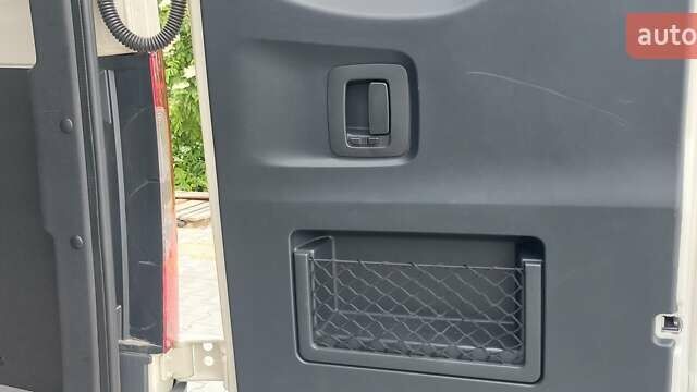 Бежевый Мерседес Sprinter, объемом двигателя 2.99 л и пробегом 30 тыс. км за 46900 $, фото 52 на Automoto.ua