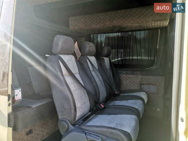 Бежевый Мерседес Sprinter, объемом двигателя 1.95 л и пробегом 295 тыс. км за 35383 $, фото 10 на Automoto.ua