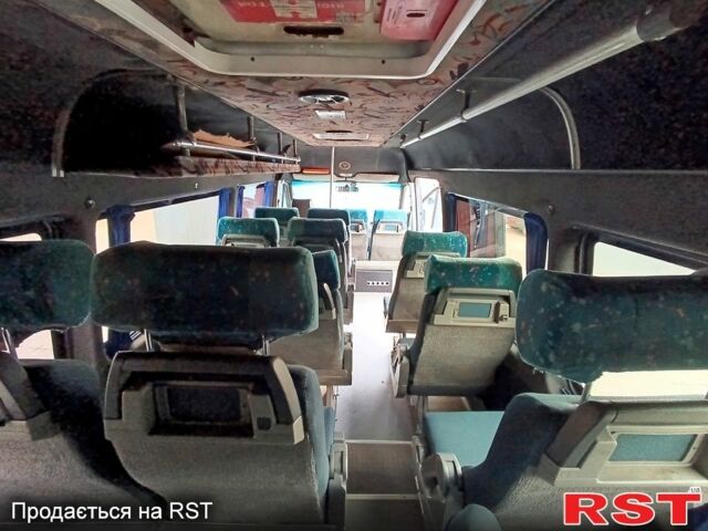 Чорний Мерседес Sprinter, об'ємом двигуна 2.7 л та пробігом 705 тис. км за 10400 $, фото 7 на Automoto.ua