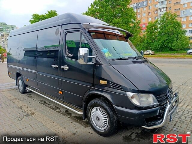 Чорний Мерседес Sprinter, об'ємом двигуна 2.7 л та пробігом 705 тис. км за 10400 $, фото 1 на Automoto.ua