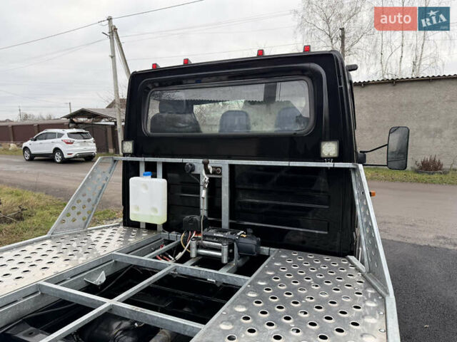 Черный Мерседес Sprinter, объемом двигателя 2.69 л и пробегом 130 тыс. км за 20500 $, фото 9 на Automoto.ua