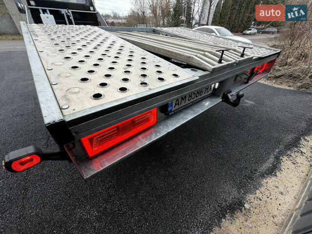 Черный Мерседес Sprinter, объемом двигателя 2.69 л и пробегом 130 тыс. км за 20500 $, фото 13 на Automoto.ua