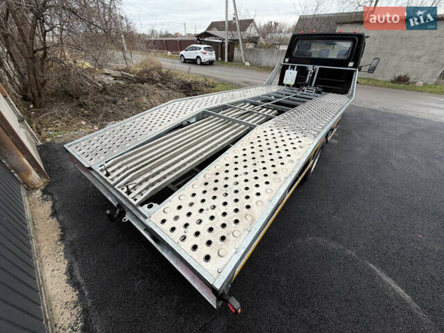 Черный Мерседес Sprinter, объемом двигателя 2.69 л и пробегом 130 тыс. км за 20500 $, фото 6 на Automoto.ua