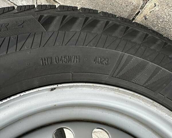 Черный Мерседес Sprinter, объемом двигателя 2.14 л и пробегом 391 тыс. км за 38500 $, фото 15 на Automoto.ua