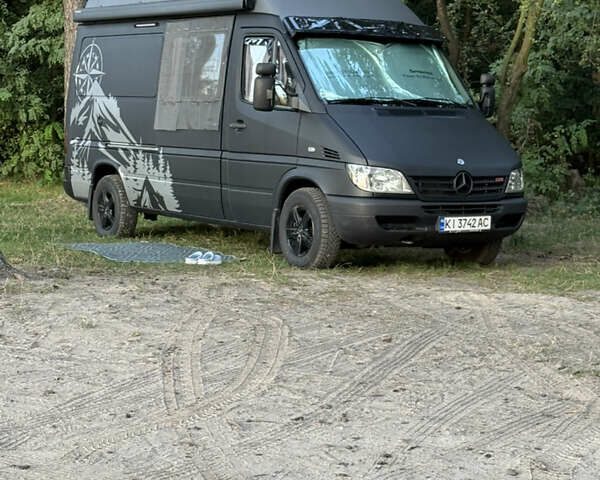 Черный Мерседес Sprinter, объемом двигателя 2.2 л и пробегом 270 тыс. км за 22000 $, фото 8 на Automoto.ua
