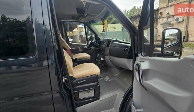 Чорний Мерседес Sprinter, об'ємом двигуна 3 л та пробігом 258 тис. км за 27990 $, фото 1 на Automoto.ua