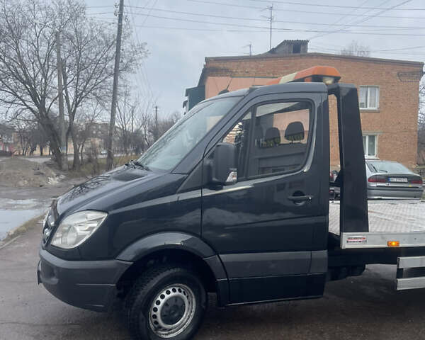 Черный Мерседес Sprinter, объемом двигателя 2.2 л и пробегом 550 тыс. км за 16500 $, фото 5 на Automoto.ua