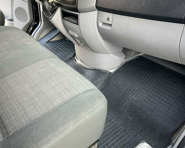 Черный Мерседес Sprinter, объемом двигателя 2.1 л и пробегом 519 тыс. км за 22000 $, фото 39 на Automoto.ua
